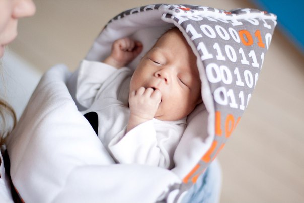 Зимний комбинезон ребенку